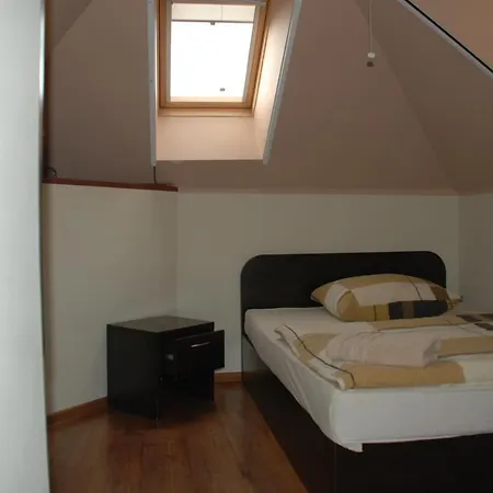Villarenoma Villa *