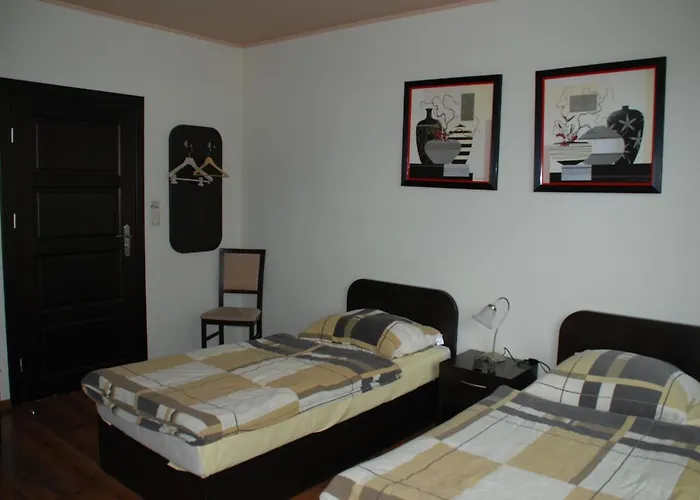 Villarenoma * Nadarzyn